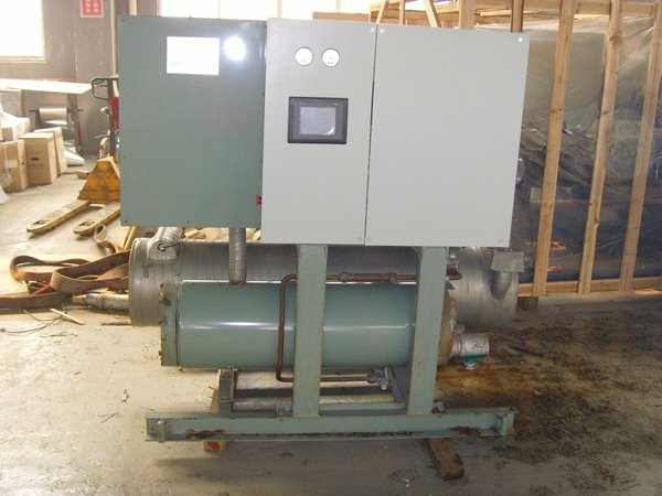 沙湖原种场酒店中央空调不停机清洗方法介绍